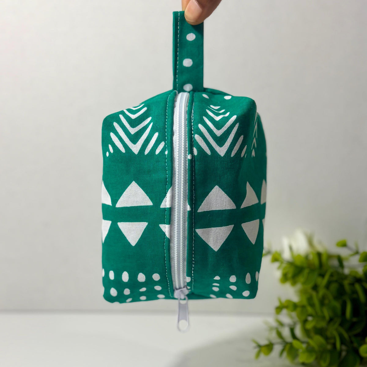 African print makeup bag gift, Ankara cosmetics storage bag, Colorful boxy zipper pouch