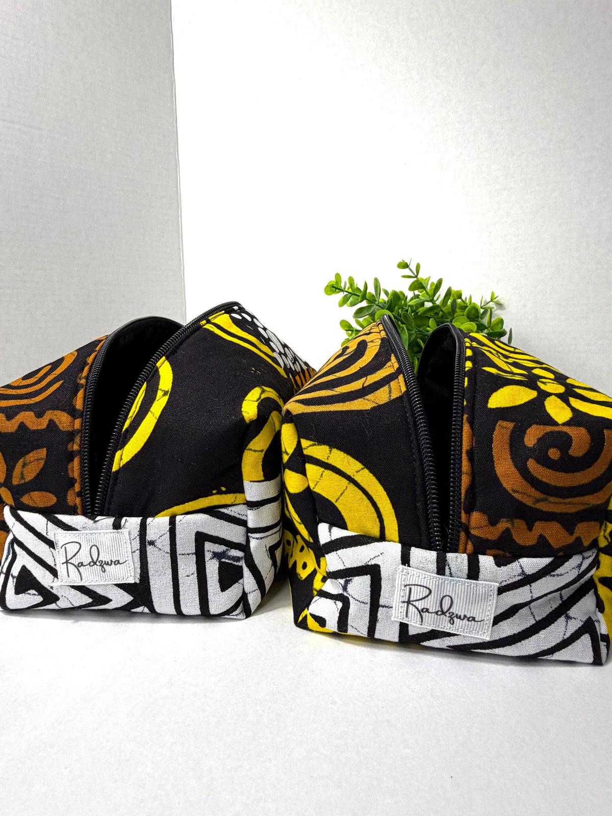 Makeup Bag, Ankara Pattern Cosmetic Pouch, African Print Travel Gift Set