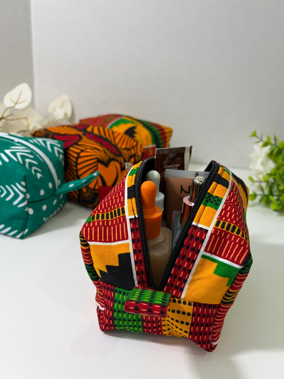 African print makeup bag gift, Ankara cosmetics storage bag, Colorful boxy zipper pouch